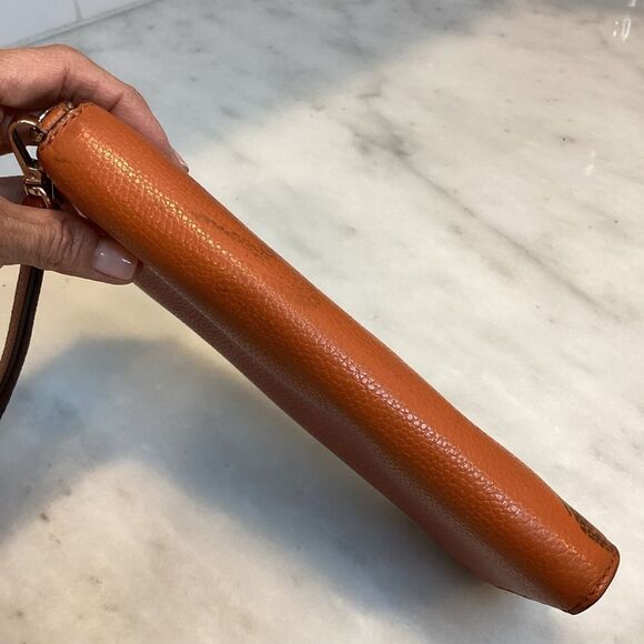 Michael Kors Jet Set Full Zip Continental Pebbled Leather Wristlet Wallet - Picture 10 of 13